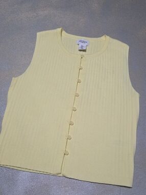 Song of Style By Aimee Song Light Yellow Ribbed Button-Front Tank